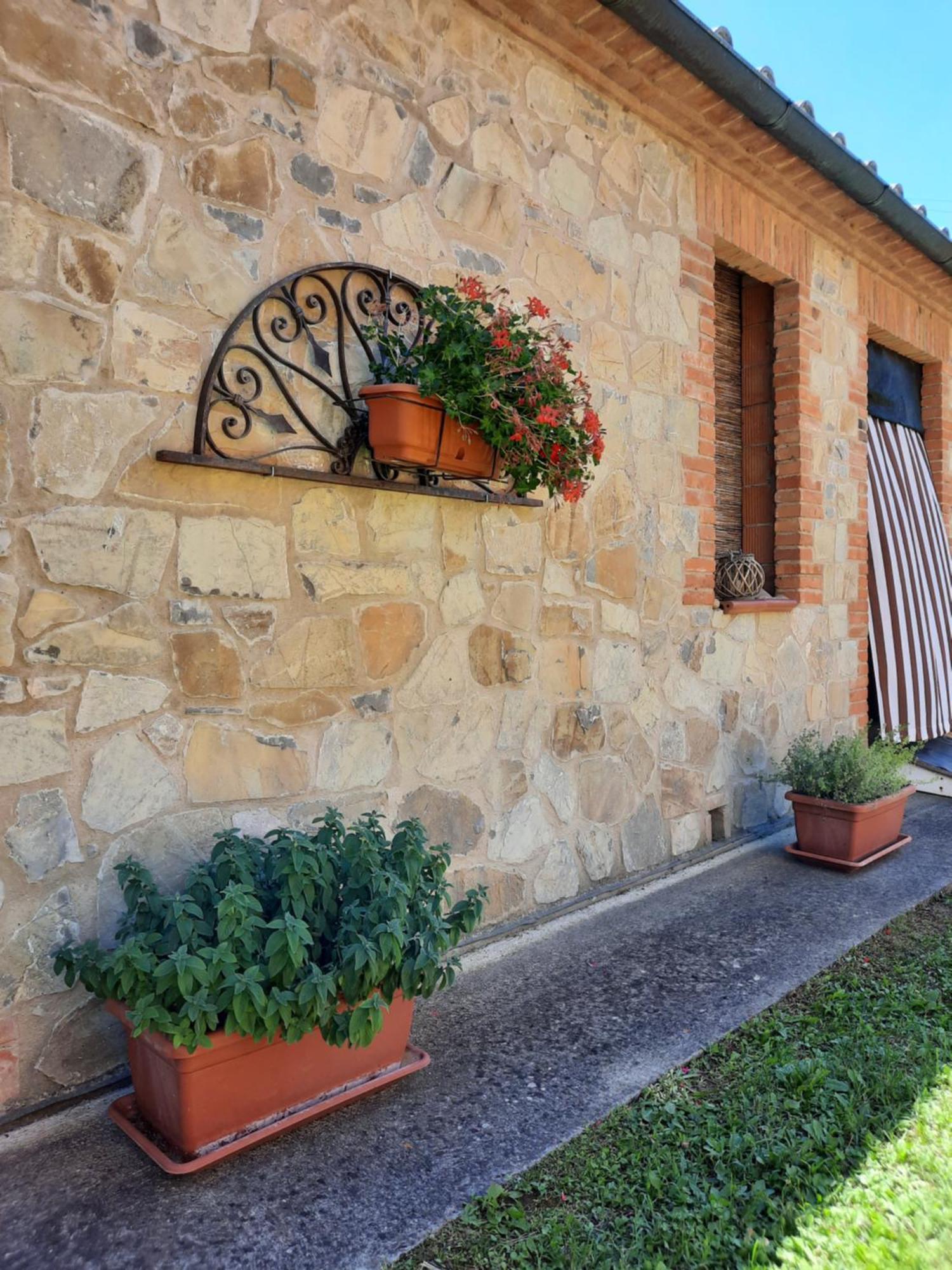 Agriturismo Podere Valdilucciole 皮耶韦城 外观 照片