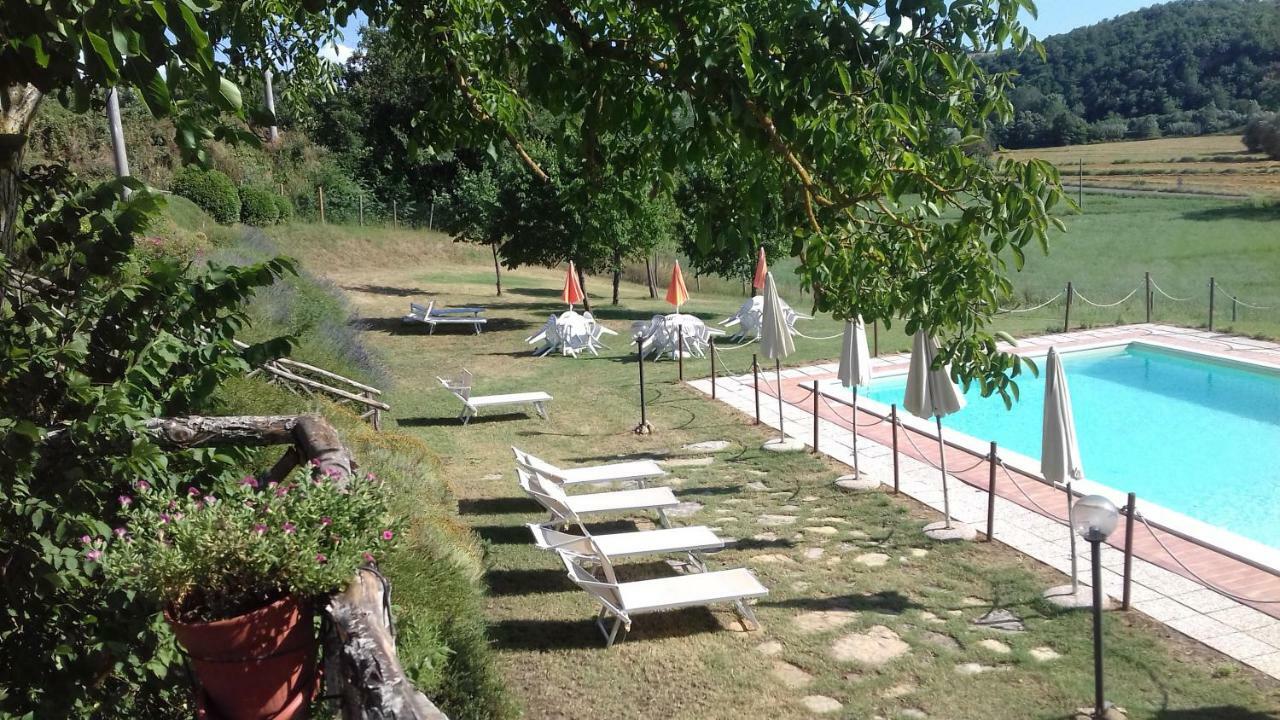 Agriturismo Podere Valdilucciole 皮耶韦城 外观 照片