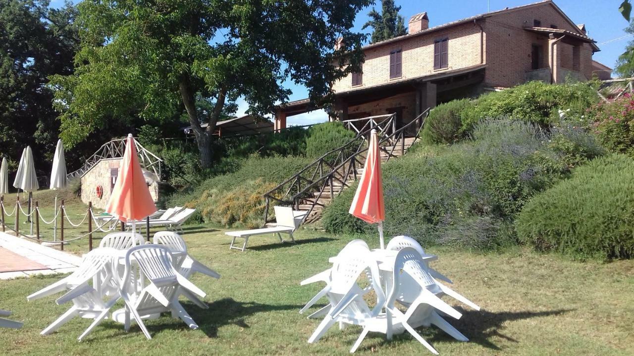 Agriturismo Podere Valdilucciole 皮耶韦城 外观 照片